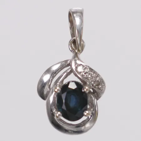 Hänge, diamanter 3 x ca0,005ct 8/8 slipade, safir, 16mm, vitguld, 18K Vikt: 1 g