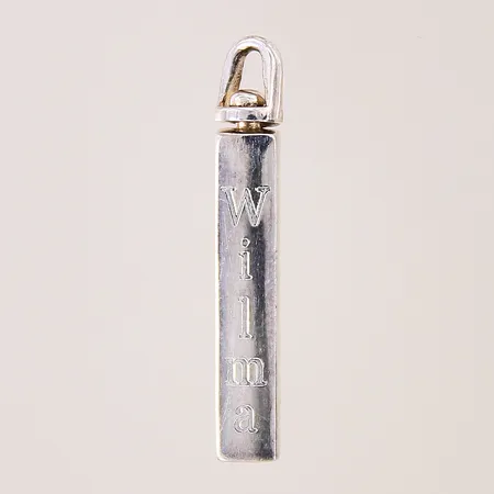 Hänge med personliga gravyrer, silver 925/1000 Vikt: 4,8 g