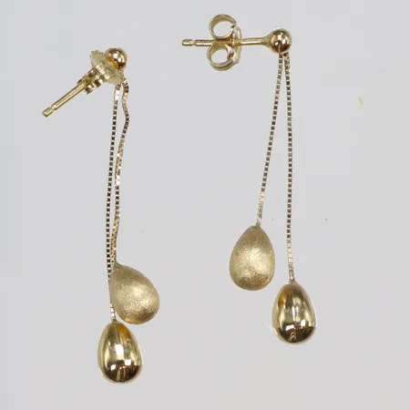 Ett par Örhängen, delvis Venezia, hängande droppar, längd ca 40mm, 18K Vikt: 2 g