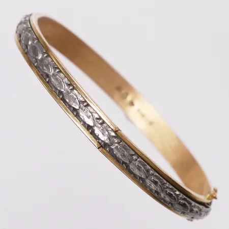 Armband, stelt, detaljer i metall, ca Ø55mm, defekt, 18K, Bruttovikt 24,0gram Vikt: 24 g