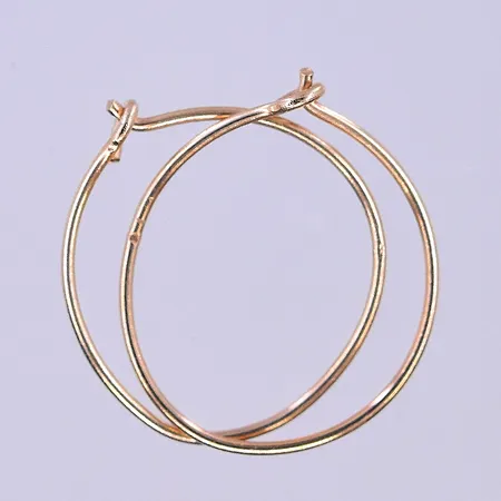 Ett par örhängen, läkringar, Ø9 mm, något skev, 18K. Vikt: 0,1 g