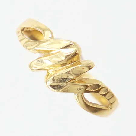 Ring, stl: 15¼, bredd 2-6,5mm, 14K. Vikt: 1,1 g