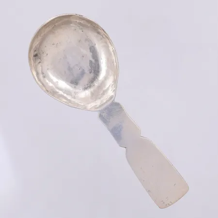 Sked 10,5cm, saknar stämplar, silver Vikt: 29,6 g