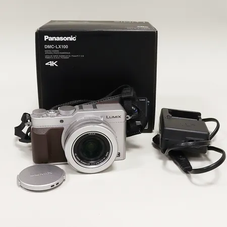Kamera Lumix Panasonic DMC-LX100, batteri, batteriladdare, manual, kartong, inga övriga tillbehör. Skickas med postpaket.