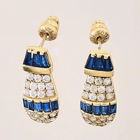 Ett par örhängen med vita samt blå stenar, 25x11mm, 14K Vikt: 10 g