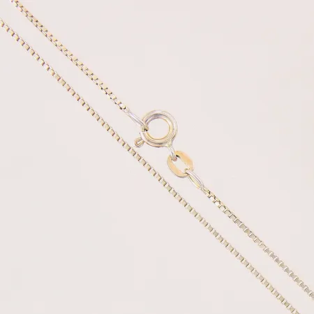 Kedja Venezia, längd 48,5cm, bredd 1mm, förgyllt silver, skev, 925/1000 Vikt: 2,5 g