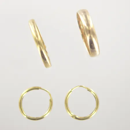 Ringar/örhänge, gravyr/defekt, 18K Vikt: 9,1 g