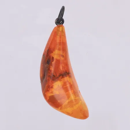 Hänge med bärnsten, 38mm, hängdelen i metall