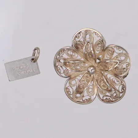 Hänge, Grand Canyon, längd 14mm, bredd 6,3mm, Brosch med filigran, Ø26,4mm, 830-925/1000 silver Vikt: 4,7 g