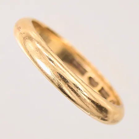 Ring, stl: 20½, bredd: 3,9mm, gravyr, 18K Vikt: 6,2 g