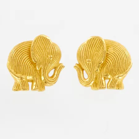 Ett par örhängen, elefanter, 8x9mm, stoppers saknas, stift i 18K vitguld, elefanterna i 24K Vikt: 2 g
