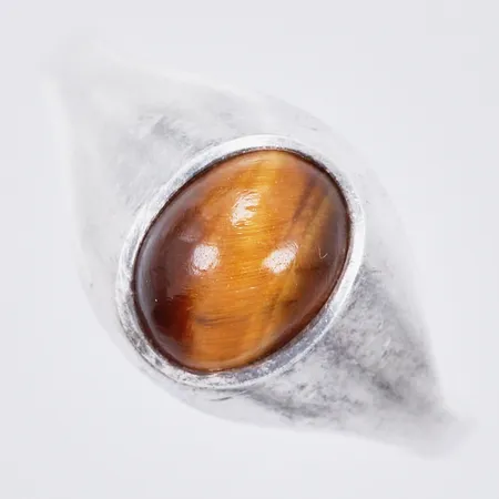 Ring med tigeröga, stl: 17, bredd ca 2-10mm, 835/1000 silver Vikt: 2,6 g