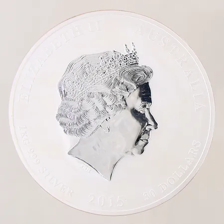 Silvermynt Elizabeth II Australia, 30 dollars, Ø100mm, Year of the Goat, år 2015, plastetui, Silver 999/1000 Vikt: 1000,9 g