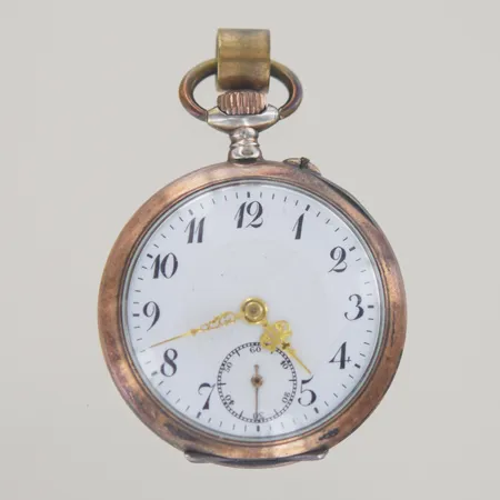 Fickur Remontoir Ancre 18 Rubies, boettnummer 69337, diam 34 mm, silver 800/1000 Vikt: 29,2 g