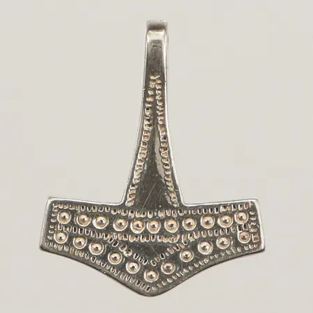 Hänge tors hammare, längd 20mm, bredd 17mm, silver Vikt: 1,6 g
