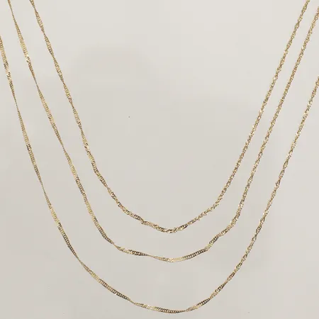 Collier Singapore, treradigt, längd 42cm, bredd 1,7mm, 18K Vikt: 2,9 g