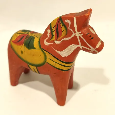 Dalahäst, längd 8cm, Äkta dalahemslöjd Erik Pell, Nusnäs, Mora
