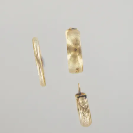 Singel örhängen/Ring, gravyr, 18K Vikt: 5,3 g