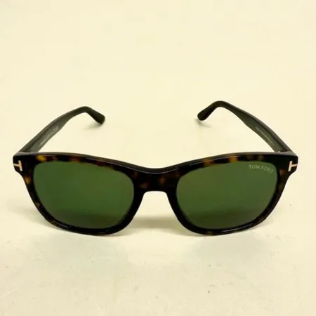 Ett par solglasögon,Tom Ford Eric-02, TF595 - 52N, sköldpaddsfärgade bågar, repor, slitage, originalfodral