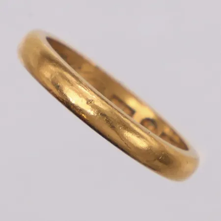 Ring, slät, stl 15¾, bredd 3mm, 23K Vikt: 4 g