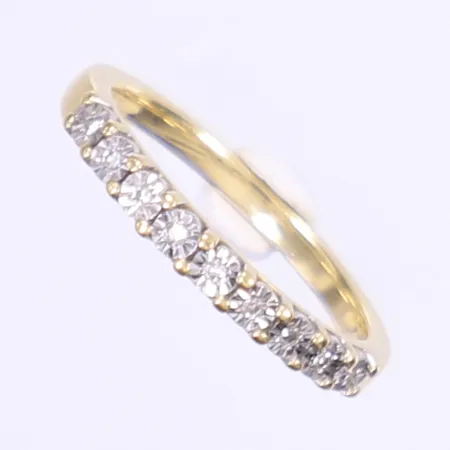 Ring med diamanter tot ca 0,004ctv, stl 15¾, bredd 2mm, 18K Vikt: 2,4 g