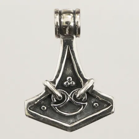 Hänge Tors hammare, längd 30mm, bredd 22mm, silver 925/1000 Vikt: 9,4 g