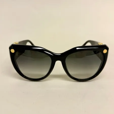 Solglasögon, Louis Vuitton My Fair Lady, Z0902W, serie-nr R0139, kvitto Birger Jarlsgatan Juli 2019, dustbag, fodral