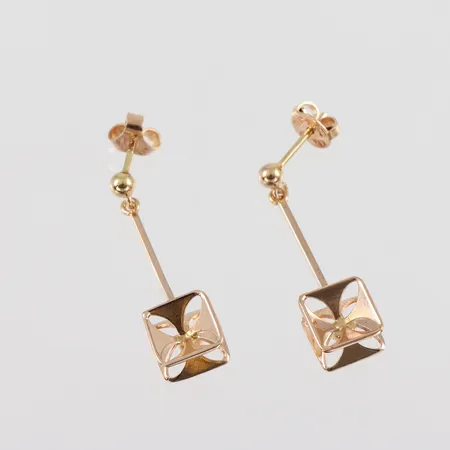 Parörhängen 18k, höjd 28mm Vikt: 3 g