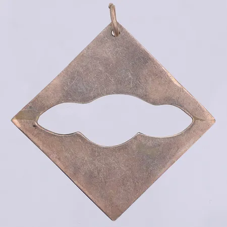 Hänge med genombrutet mönster, 45mm, 925/1000 silver Vikt: 6,5 g