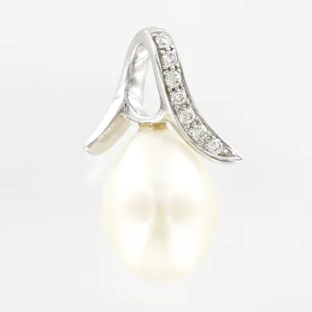 Hänge med odlad pärla och diamanter ca0,07ctv, vitguld, ca 20mm, pärlans mått ca 12x9mm, 18K Vikt: 2,4 g