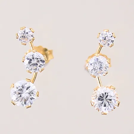 Ett par örhängen, vita stenar, längd: 12mm, bredd: 0,8mm-5,4mm, Vikt: 1,4 g