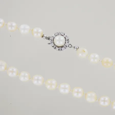 Pärlcollier med guld lås med stenar, längd 43 cm, 14K Vikt: 25,9 g