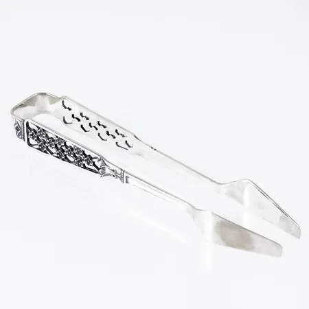 Sockertång modell Princess i silver (830/1000). Längd 112 mm. CESONS, Göteborg. Vikt: 15,5g.