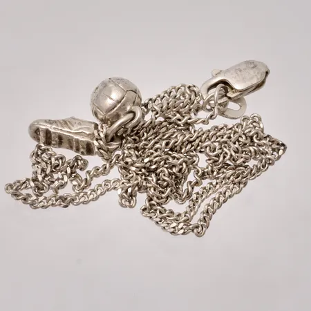 Diverse defekt silver, 925/1000, vikt 4,85g.