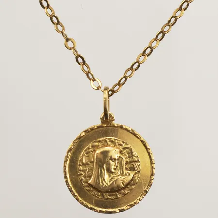 Kedja Ankar, längd 73cm, bredd 2,7mm, defekt lås, hänge, gravyr, 18K Vikt: 13,8 g