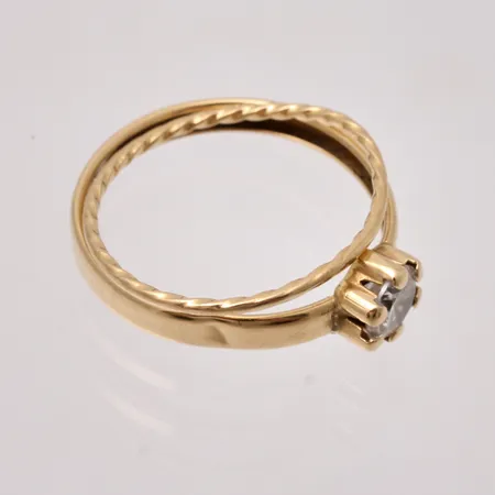 Diverse defekt guld, 18K, bruttovikt 1,51g, ca nettovikt 1,4g.