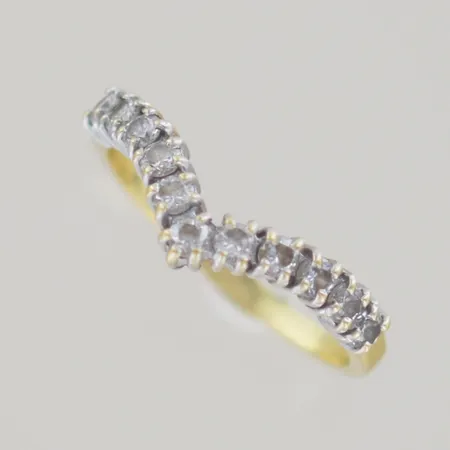 Ring med stenar, Ø 17½ 18K Vikt: 2,5 g