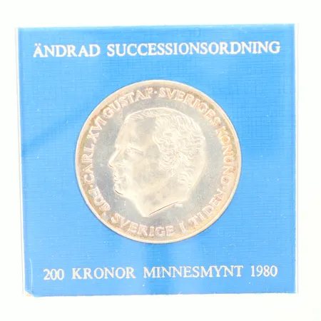 Minnesmynt, Ø34mm Sveriges Konung Carl XVI Gustaf, För Sverige i tiden, ändrad successionsordning, år 1980, 200kr, plastetui, 925/1000, Vikt: 27,1 g
