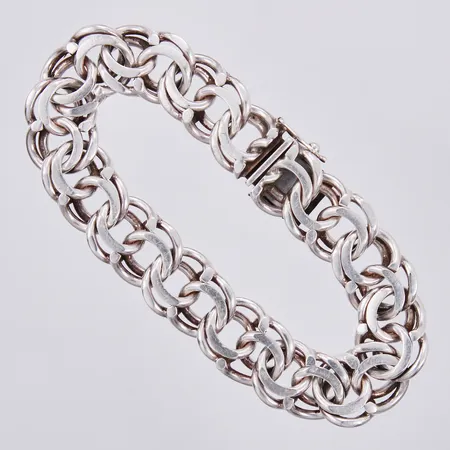 Armband Bismarck längd: ca 21cm, bredd: ca 15mm, ESM, Svedboms Guldsmeds Ab Hov, Vetlanda, år 1970, 830/1000 silver Vikt: 52 g