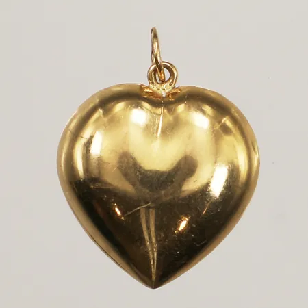 Hänge hjärta, längd 17,5mm, bredd 15,5mm, 18K  Vikt: 1,5 g