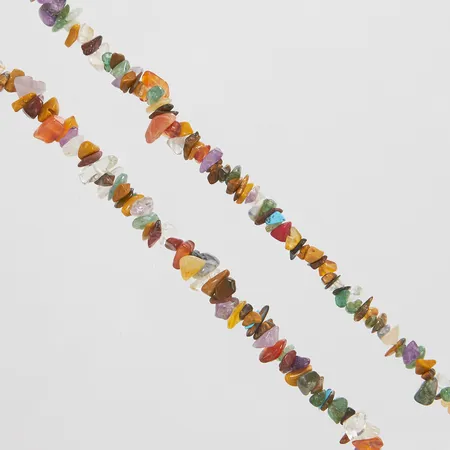 Collier med färgstenar, ca 90cm