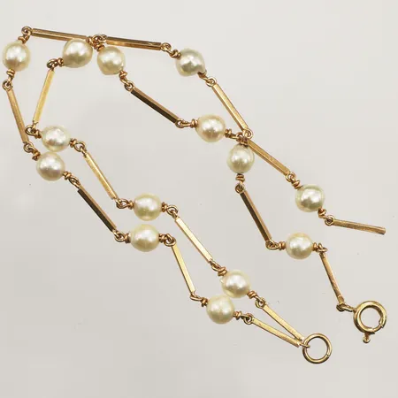 Armband med odlade pärlor, ca Ø5,7mm, defekt, av, ostämplat, 18K Vikt: 11,3 g