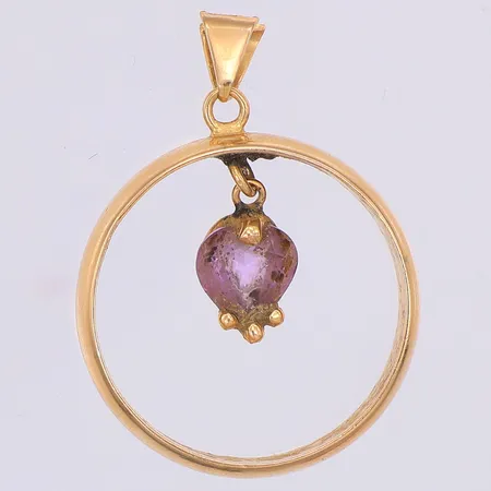 Hänge med lila sten 30mm, omgjord ring, gravyr, 18K Vikt: 6,5 g