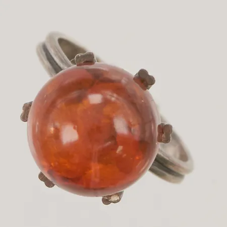 Ring med bärnsten, Ø18, Silver 835/1000, 3,5g.