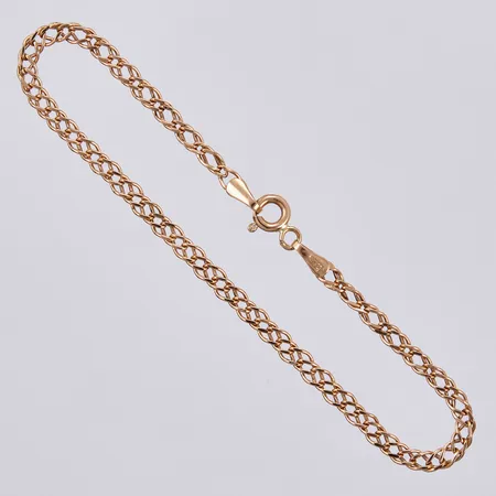 Armband längd: 17cm bredd: ca 3mm GHA, 18K Vikt: 1,3 g