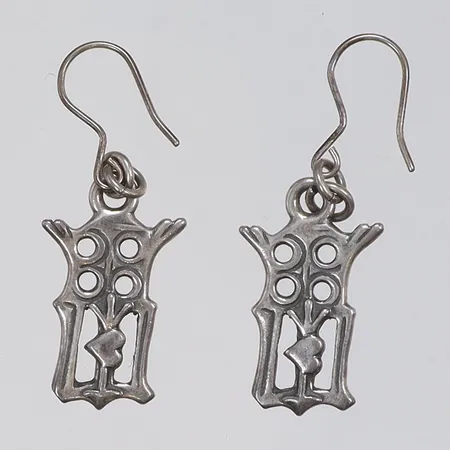 Ett par Örhängen, 19x42mm Kalevala Koru, Finland, hängande modell, silver 925/1000  Vikt: 6,7 g