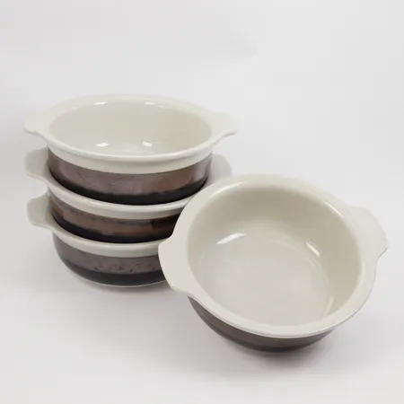 4 Skålar Arabia Finland, serie Saara, design Anja Jaatinen Winqvist, höjd ca 5,5cm, Ø inkl handtag ca 16cm,, bruksskick,  Skickas med paket.