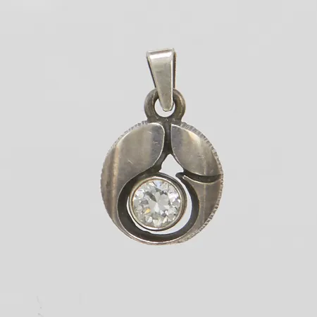 Hänge med syntetisk spinell, 19,9x12,2mm, Karl Laine / Risto Ilmonen, Finnfeelings, silver, 925/1000 Vikt: 2 g