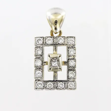Hänge, diamanter 14 x ca 0,03ct briljantslipade, 1 x ca 0,15ct prinsesslipade, 25x12mm, vitguld, i behov av rodiering, 18K.  Vikt: 4,5 g
