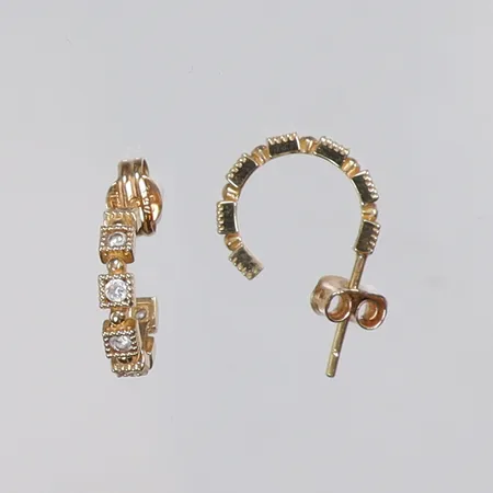 Ett par Örhängen med vita stenar Ø12mm bredd ca 2mm, GHA 18K Vikt: 1,9 g